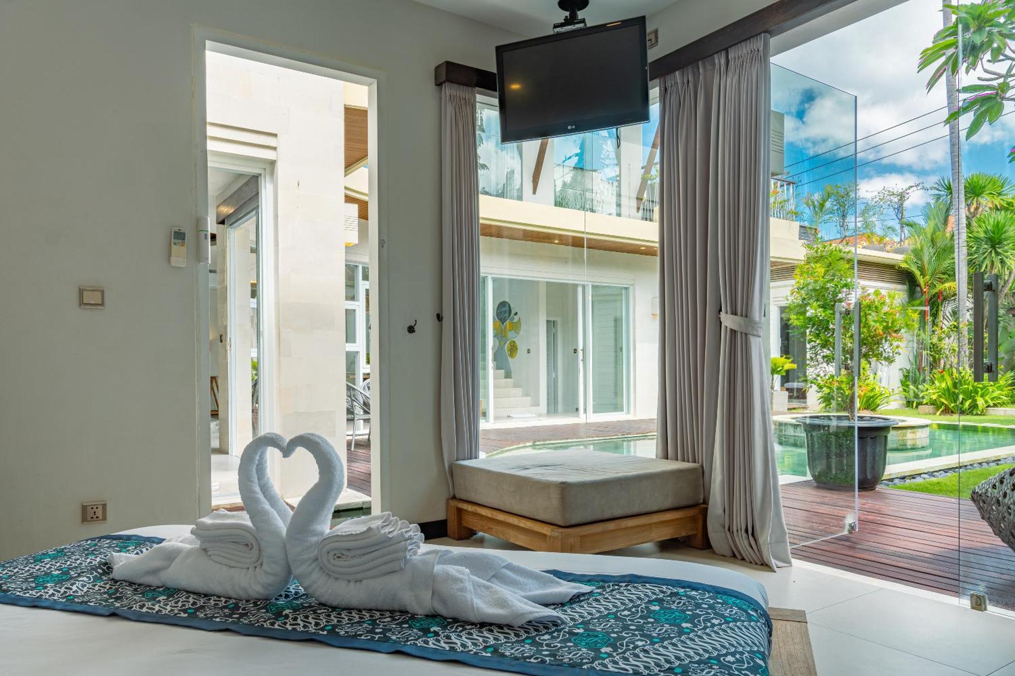 Luxury - Villa K - Central Seminyak Екстер'єр фото