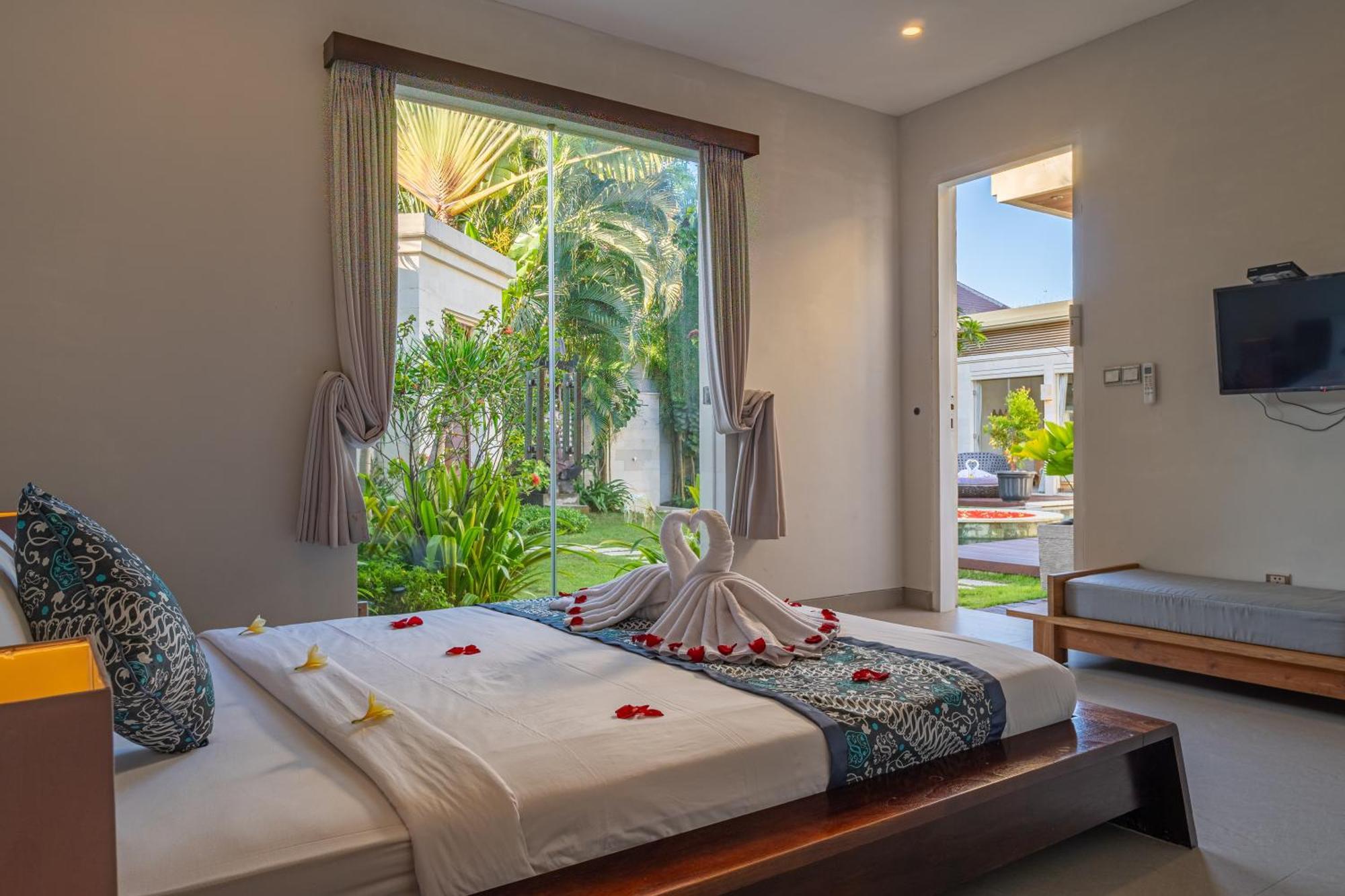 Luxury - Villa K - Central Seminyak Екстер'єр фото